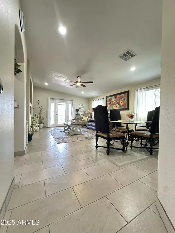 Phoenix, AZ 85037,9001 W WINDSOR Avenue