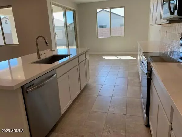San Tan Valley, AZ 85143,7227 E BLISSFUL BREEZE Lane