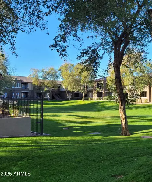 2400 N BULLARD Avenue #2, Goodyear, AZ 85395