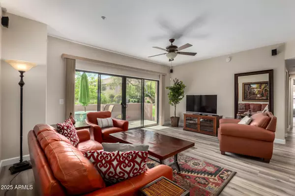 Phoenix, AZ 85050,20660 N 40TH Street #1118