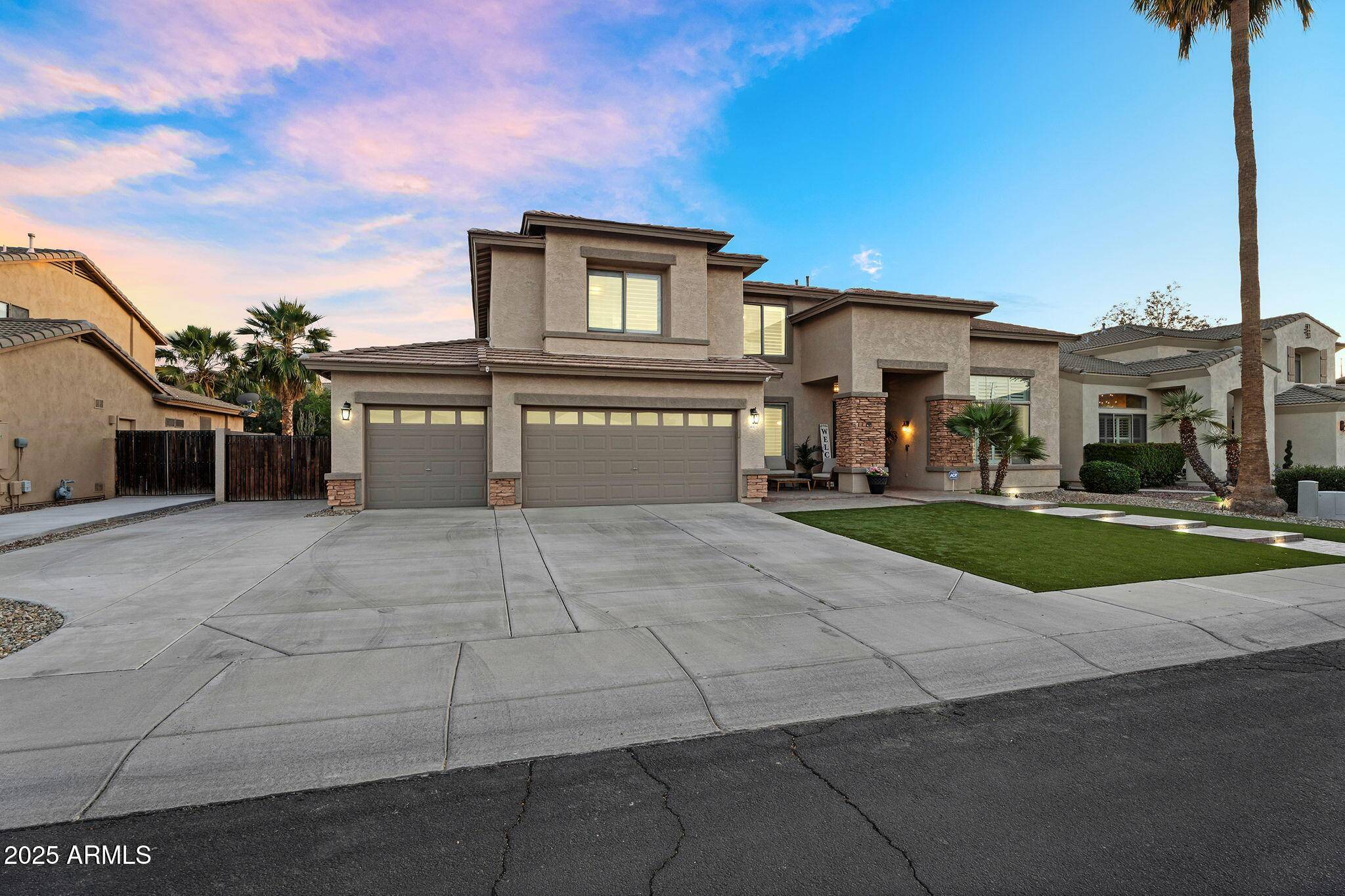 Gilbert, AZ 85297,3445 E PAGEANT Place