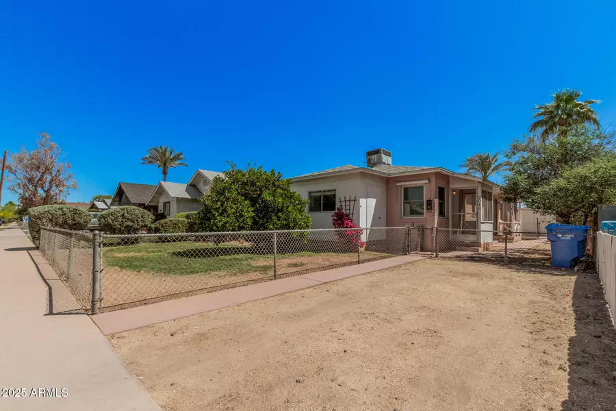 2017 N 8TH Street, Phoenix, AZ 85006