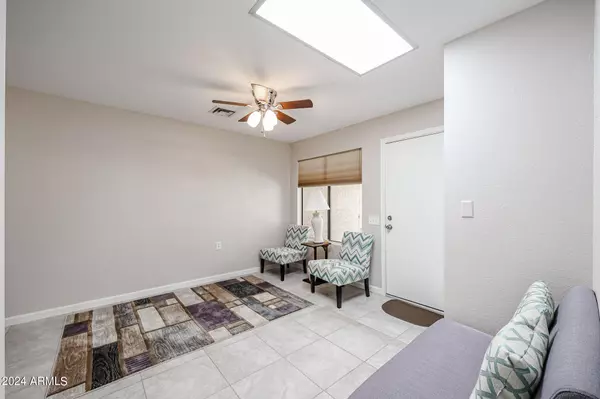 Surprise, AZ 85374,14300 W BELL Road ##100