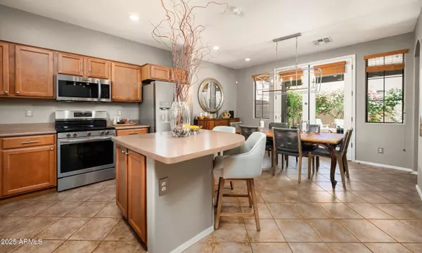 Phoenix, AZ 85085,2418 W JAKE Haven