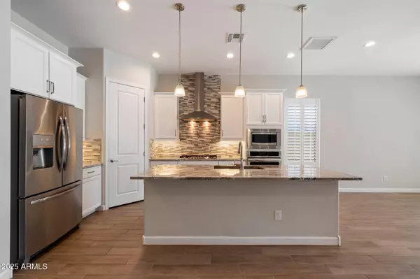 Phoenix, AZ 85054,18225 N 66TH Way