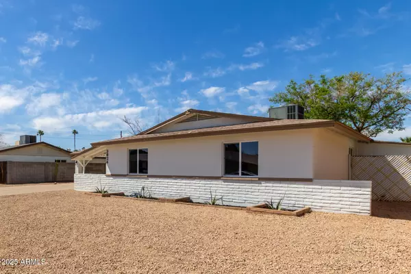 Phoenix, AZ 85051,3826 W DAVIDSON Lane