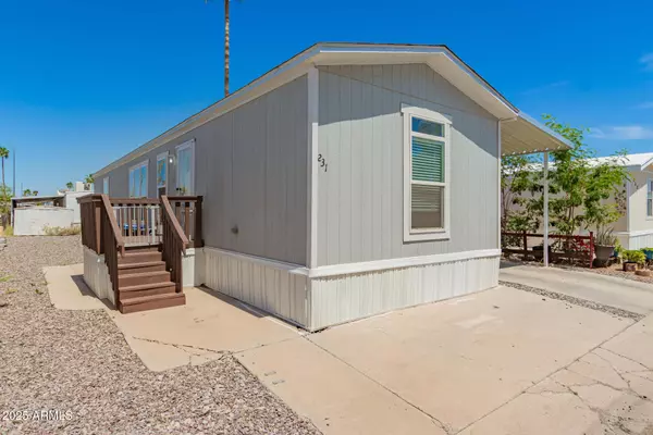 Mesa, AZ 85201,2060 N CENTER Street #231