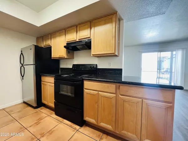 Phoenix, AZ 85013,740 W ELM Street #239