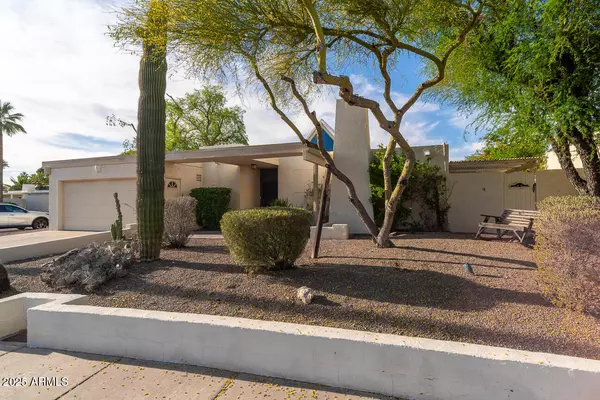 Phoenix, AZ 85020,1302 E NICOLET Avenue