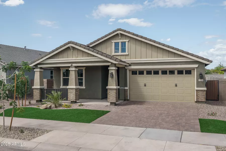 15784 W SOFT WIND Drive, Surprise, AZ 85387