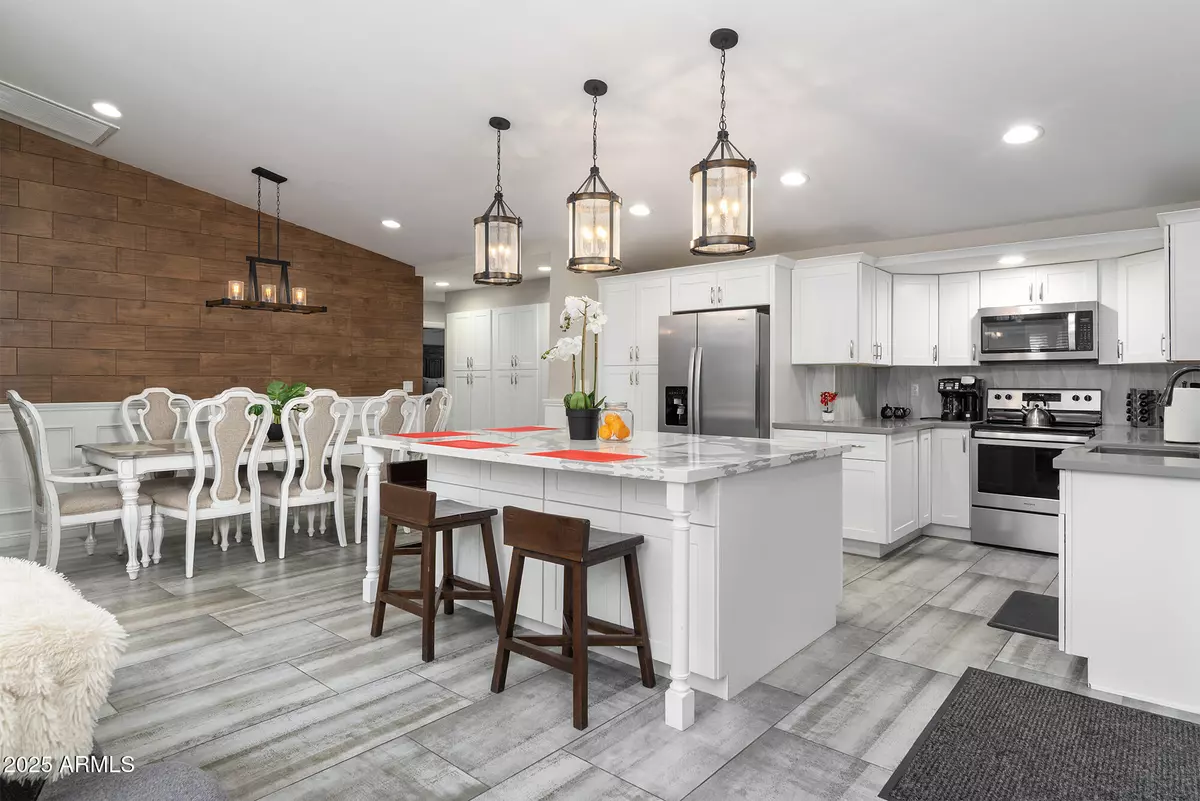 Scottsdale, AZ 85257,2025 N 87TH Way