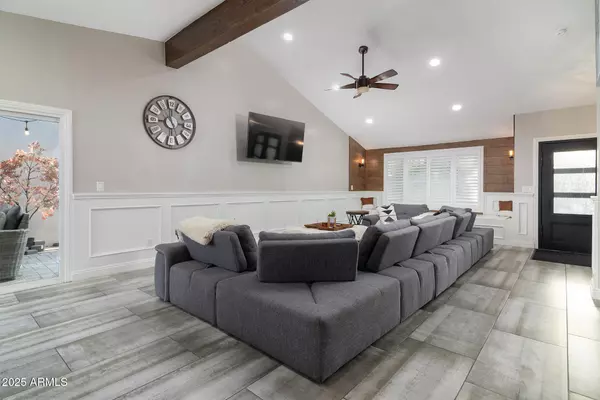 Scottsdale, AZ 85257,2025 N 87TH Way
