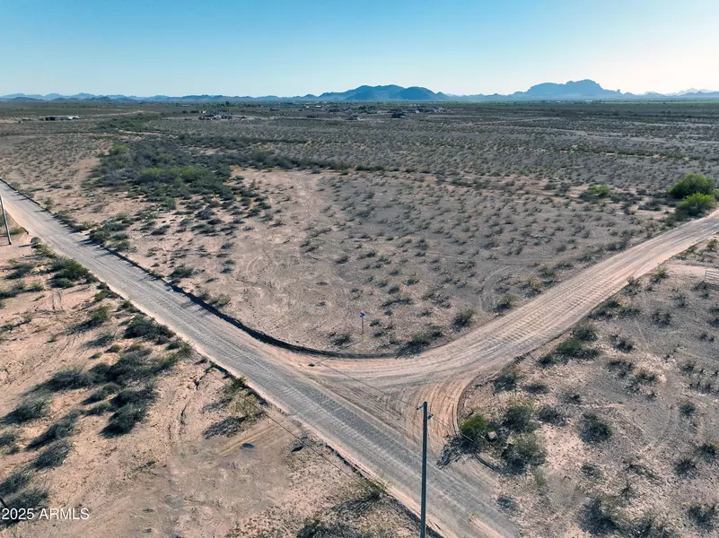 0 N 377th Ave -- #33, Tonopah, AZ 85354