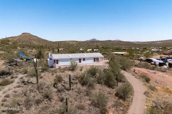 49039 N 24th Avenue,  New River,  AZ 85087