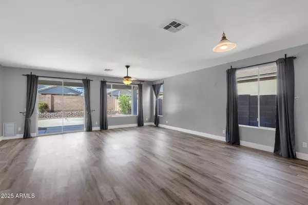 Queen Creek, AZ 85142,21616 E CALLE DE FLORES --