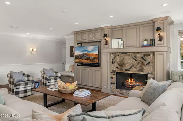 Paradise Valley, AZ 85253,5801 N 70TH Place