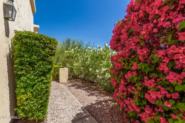 Fountain Hills, AZ 85268,16734 E GUNSIGHT Drive #109
