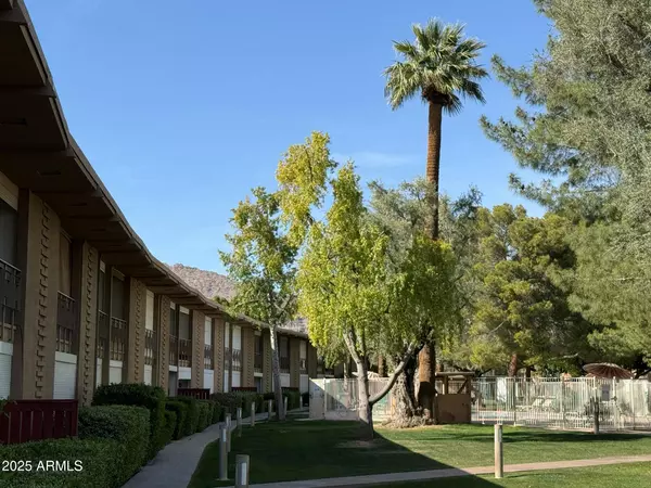 Scottsdale, AZ 85251,6125 E INDIAN SCHOOL Road #152