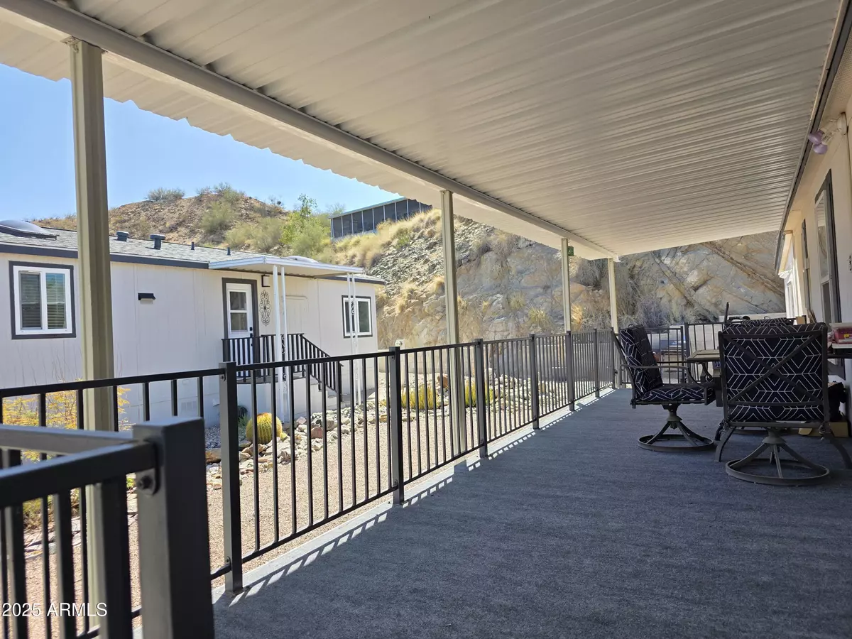 Phoenix, AZ 85024,2233 E BEHREND Drive #211
