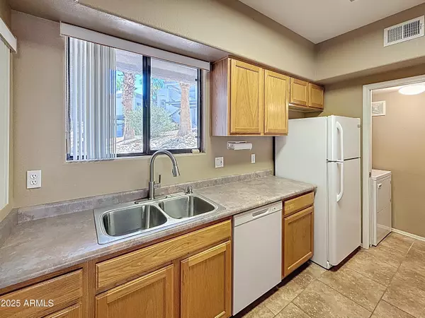 Fountain Hills, AZ 85268,10401 N SAGUARO Boulevard #123