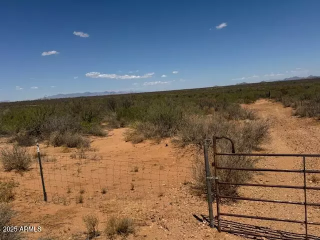 S S ANASAZI LN, TBD Lane #NA, Sierra Vista, AZ 85650