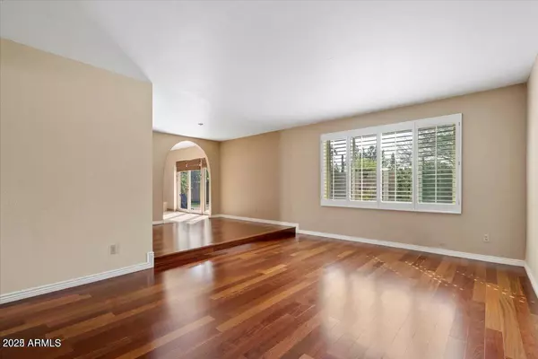 Scottsdale, AZ 85254,5345 E CROCUS Drive