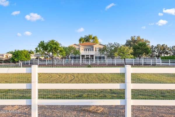 Peoria, AZ 85381,7711 W ACOMA Drive