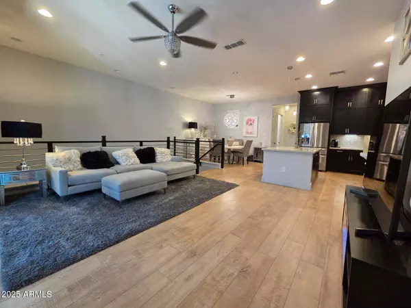 Scottsdale, AZ 85251,6565 E THOMAS Road #1128