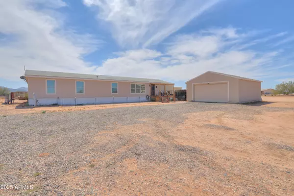 1698 N KELLY Lane, Maricopa, AZ 85139