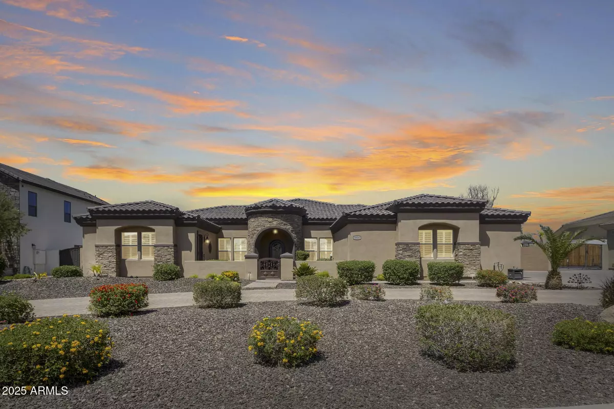 Glendale, AZ 85303,8024 W VISTA Avenue