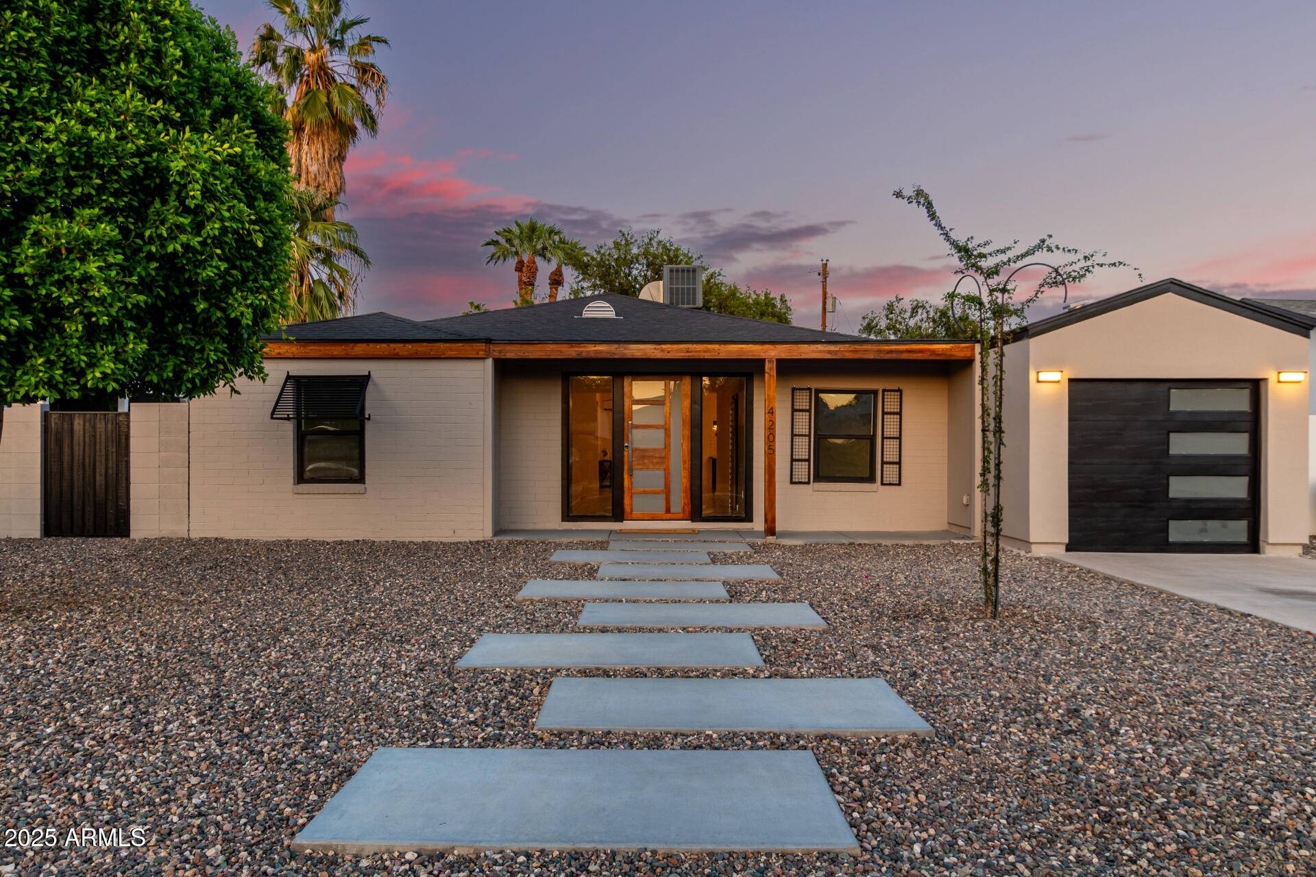 4205 N 19TH Place, Phoenix, AZ 85016