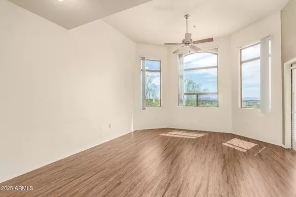 Phoenix, AZ 85020,9820 N CENTRAL Avenue #324