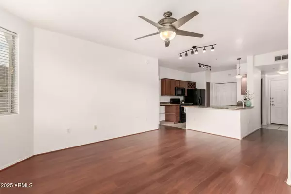 Phoenix, AZ 85020,9820 N CENTRAL Avenue #307