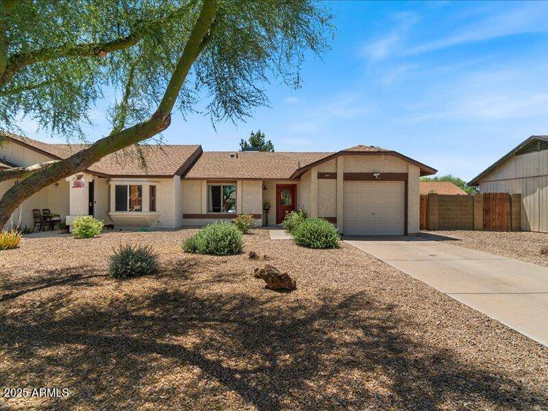 5517 W COMMONWEALTH Place, Chandler, AZ 85226