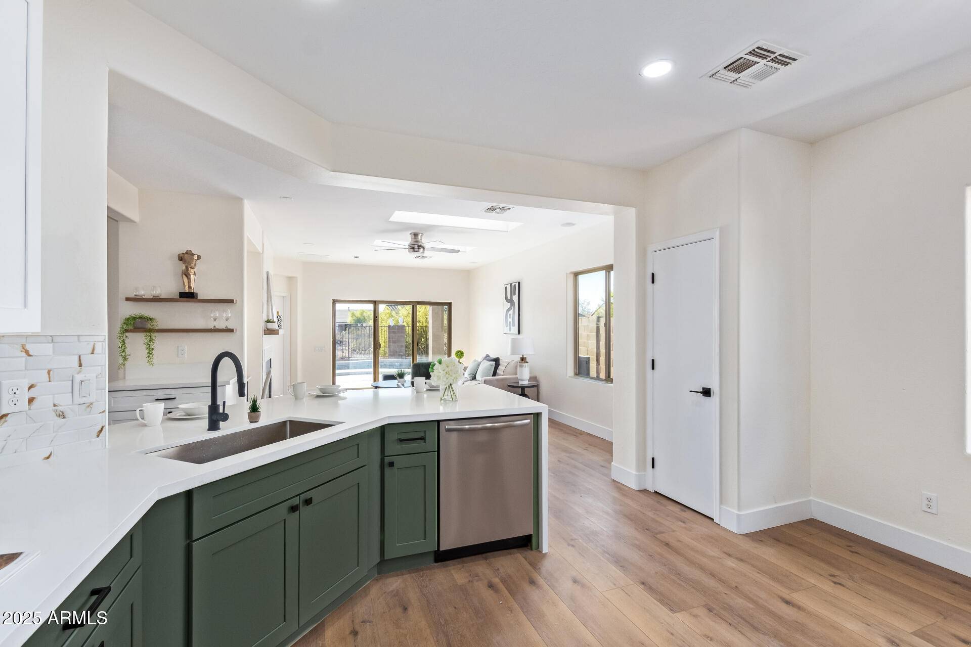 Gold Canyon, AZ 85118,10276 E MEANDERING TRAIL Lane