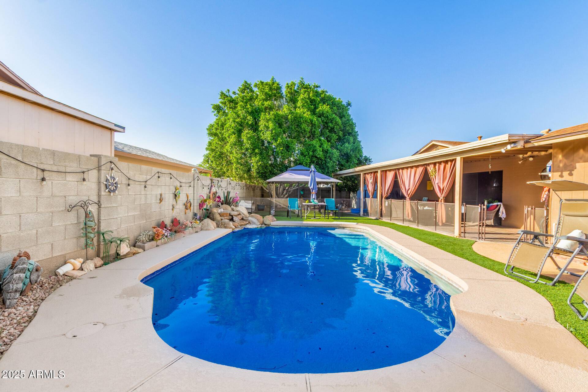 Tempe, AZ 85282,4804 S ELM Street
