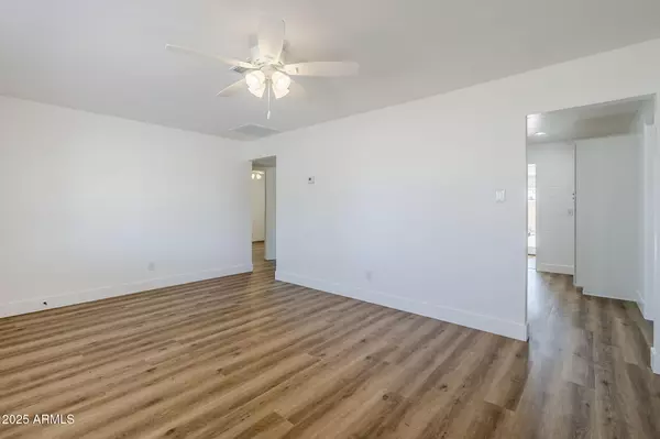 Youngtown, AZ 85363,11237 W KANSAS Avenue
