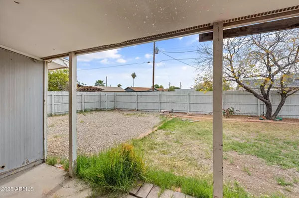 Tempe, AZ 85282,1933 E PALMCROFT Drive E