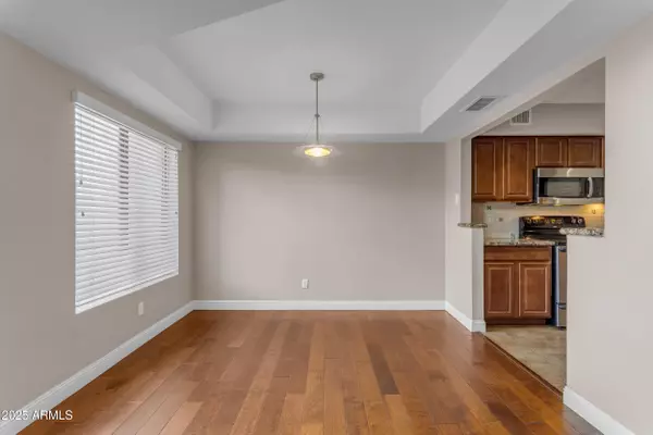 Scottsdale, AZ 85251,7835 E GLENROSA Avenue #13