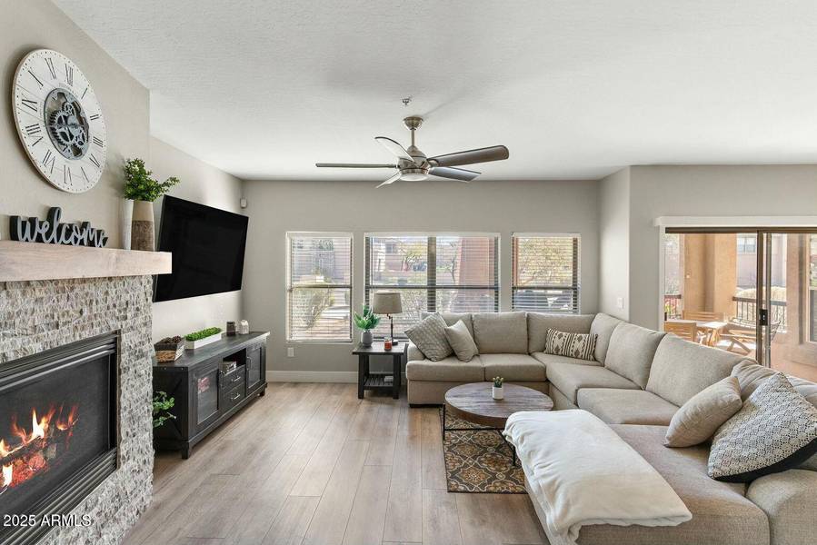 19700 N 76TH Street #1008, Scottsdale, AZ 85255