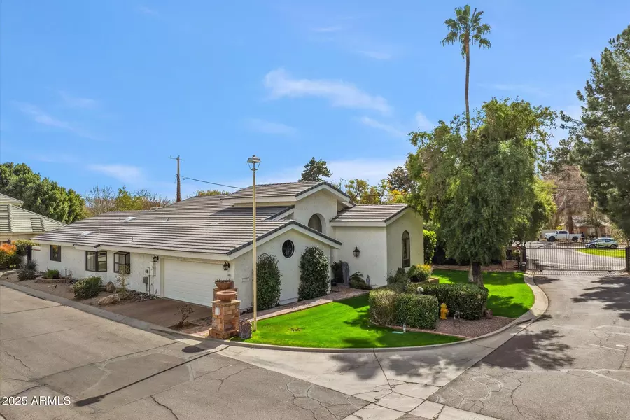 6801 N 1ST Place, Phoenix, AZ 85012