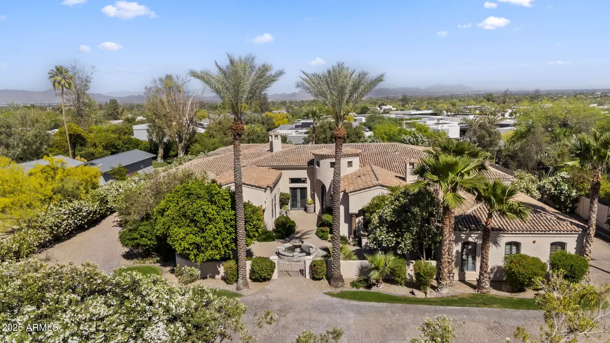 Paradise Valley, AZ 85253,5615 N INVERGORDON Road