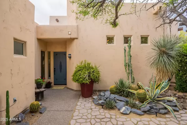 Cave Creek, AZ 85331,39017 N HABITAT Circle