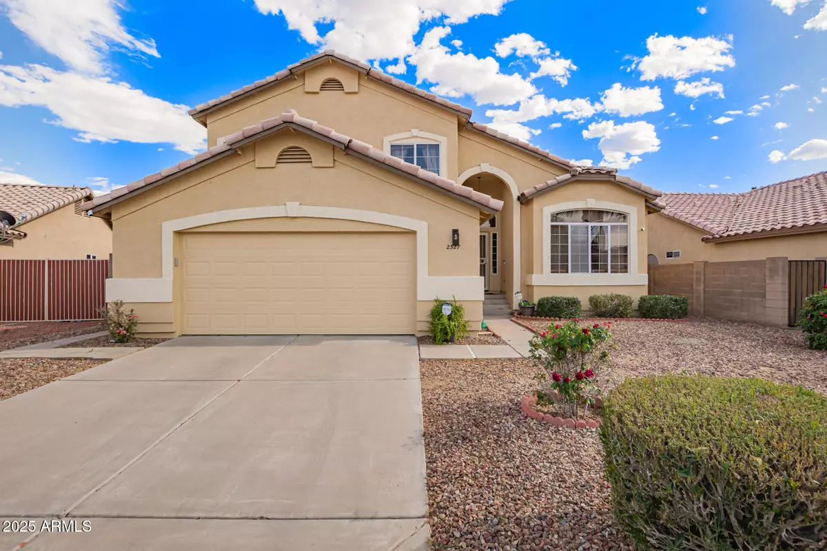 Phoenix, AZ 85022,2327 E EDNA Avenue