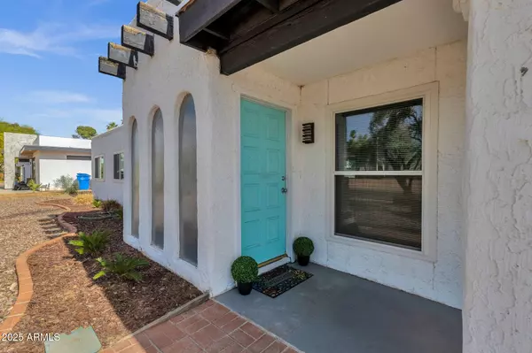 Scottsdale, AZ 85254,6401 E Voltaire Avenue