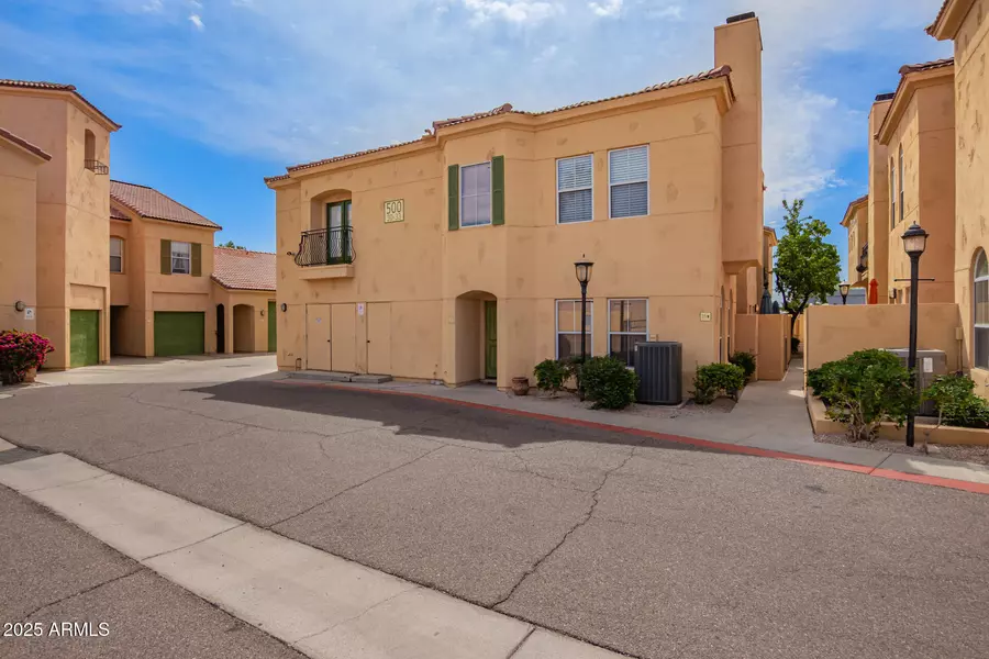 5015 E CHEYENNE Drive #31, Phoenix, AZ 85044