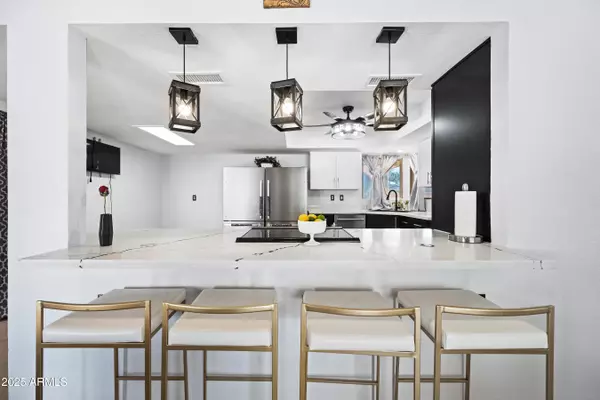 Glendale, AZ 85301,5004 W KALER Drive