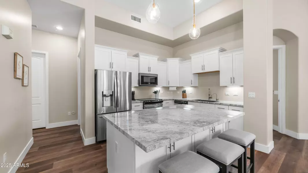 15550 S 5TH Avenue #108, Phoenix, AZ 85045