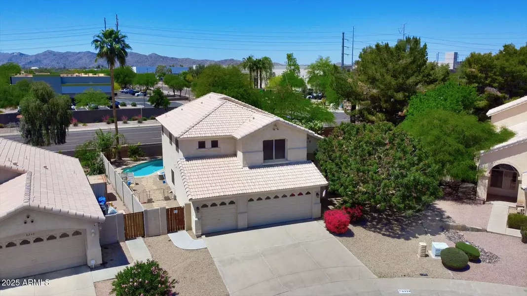 8228 S STEPHANIE Lane, Tempe, AZ 85284