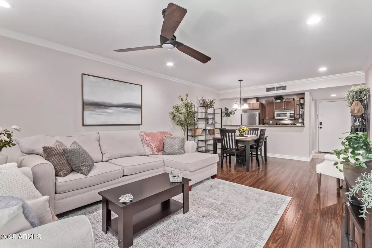 Scottsdale, AZ 85251,4120 N 78TH Street #216